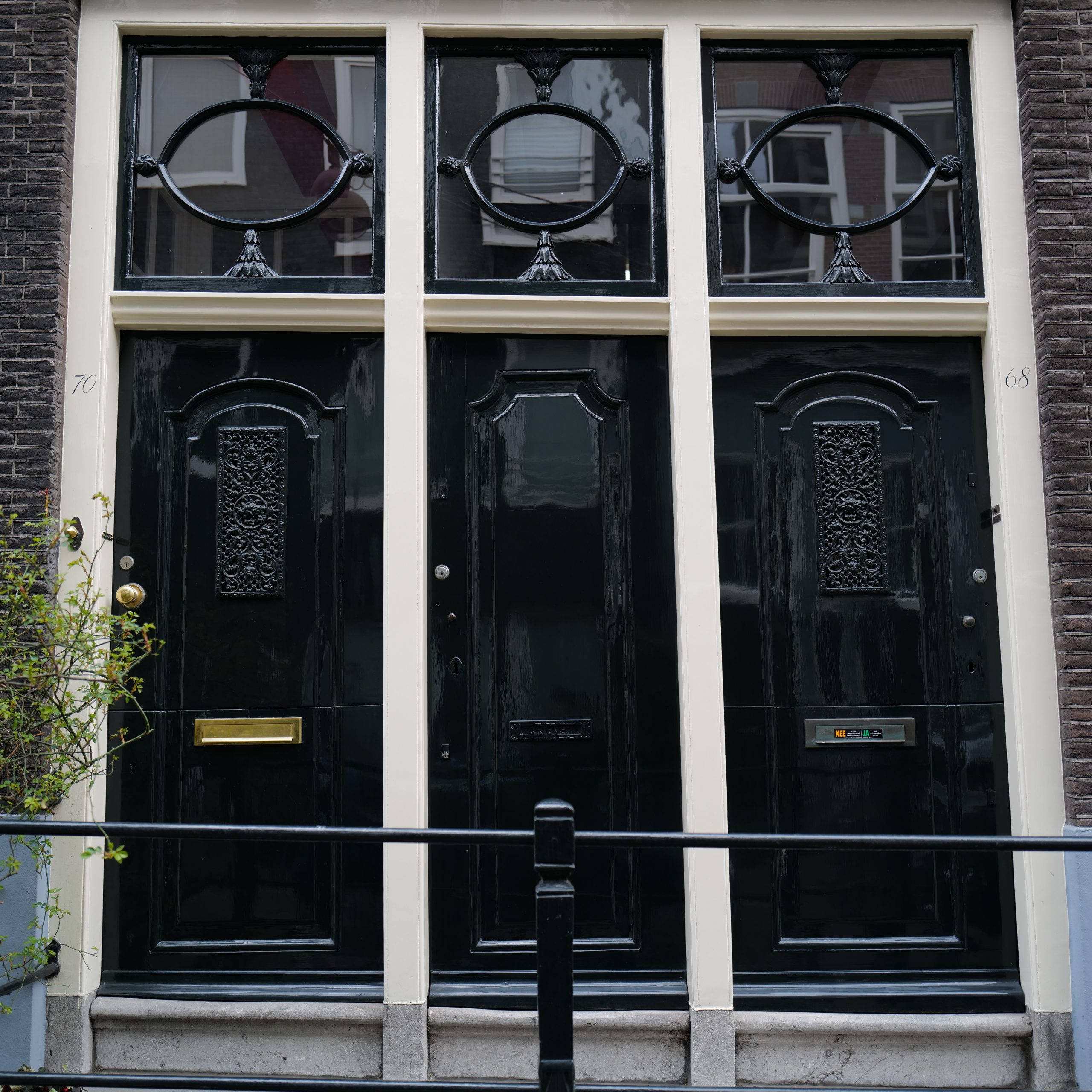 Ramen en deuren schilderen